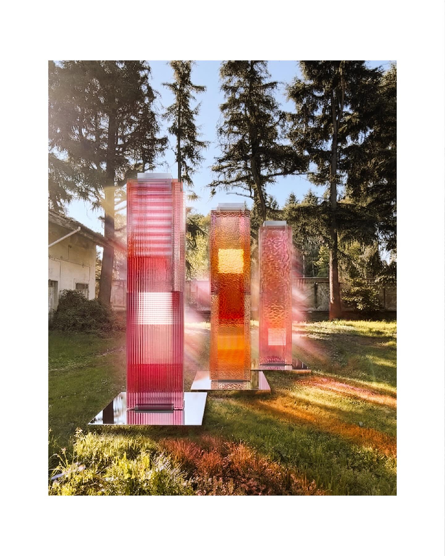 Rive Roshan, Alcova — Garden of Hope
