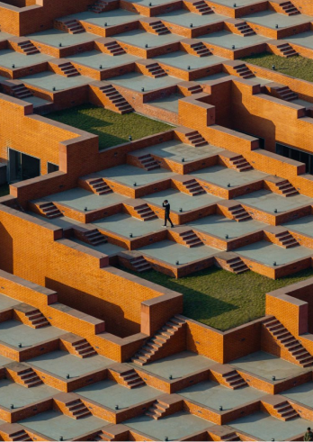 Biens Intérieurs, Prestige University
